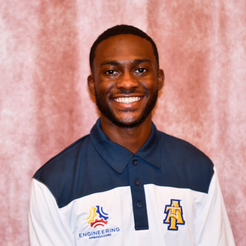 headshot of Andre Pearson